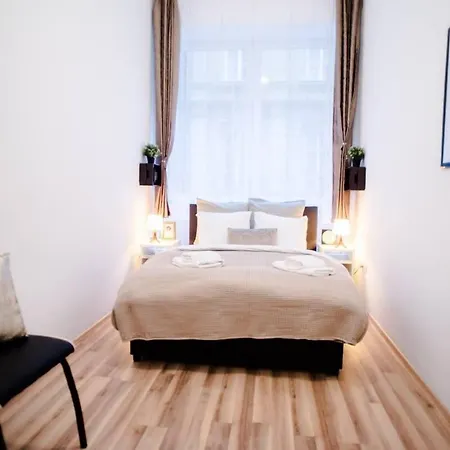 Very Spacious Ac Appartamento *