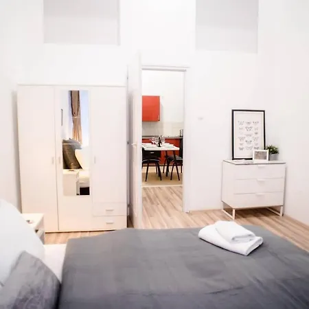 아파트 Very Spacious Ac