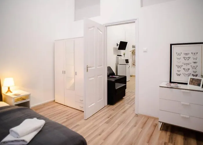 Very Spacious Ac Διαμέρισμα